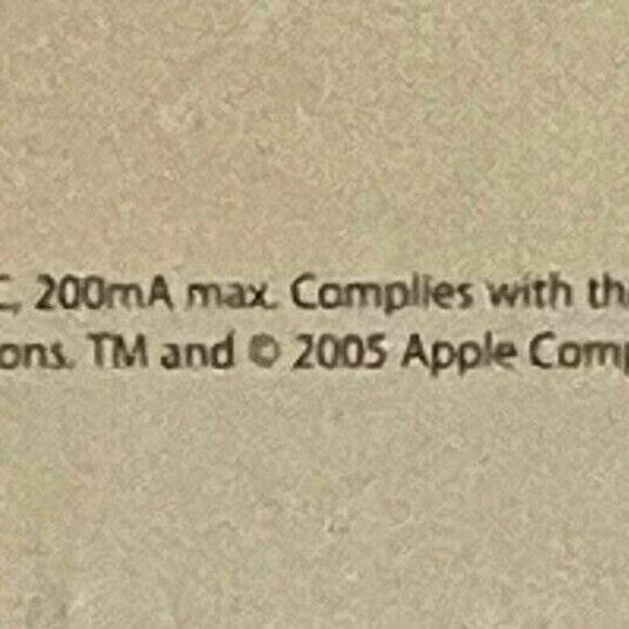 Apple 2005 Model # A1048 White/Clear Fully Functioning Wired Keyboard USB Ports - Picture 5 of 11